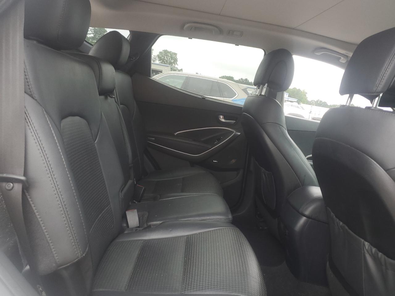 HYUNDAI SANTA FE SPORT