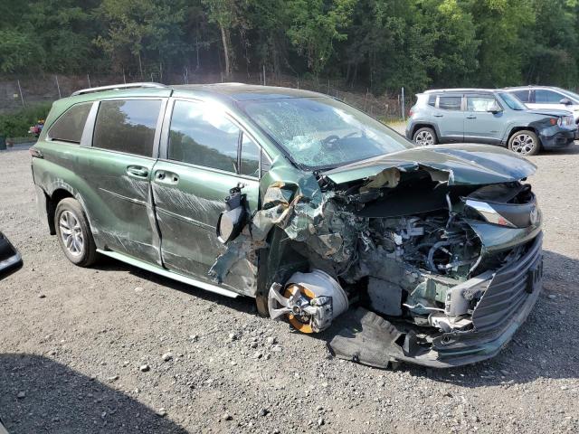 2025 TOYOTA SIENNA LE 5TDBRKEC9SS235073