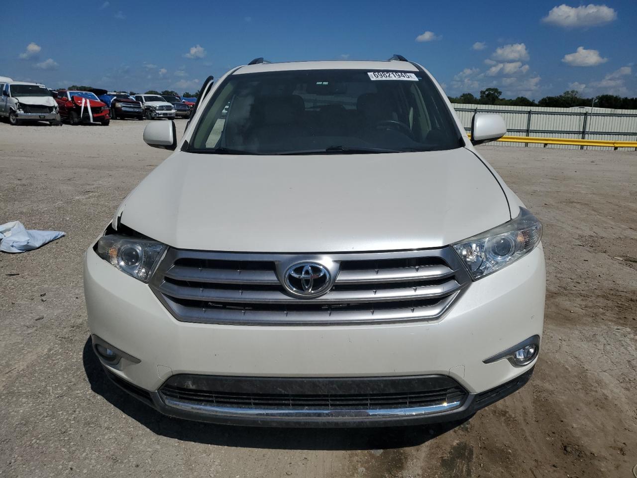 TOYOTA HIGHLANDER LIMITED