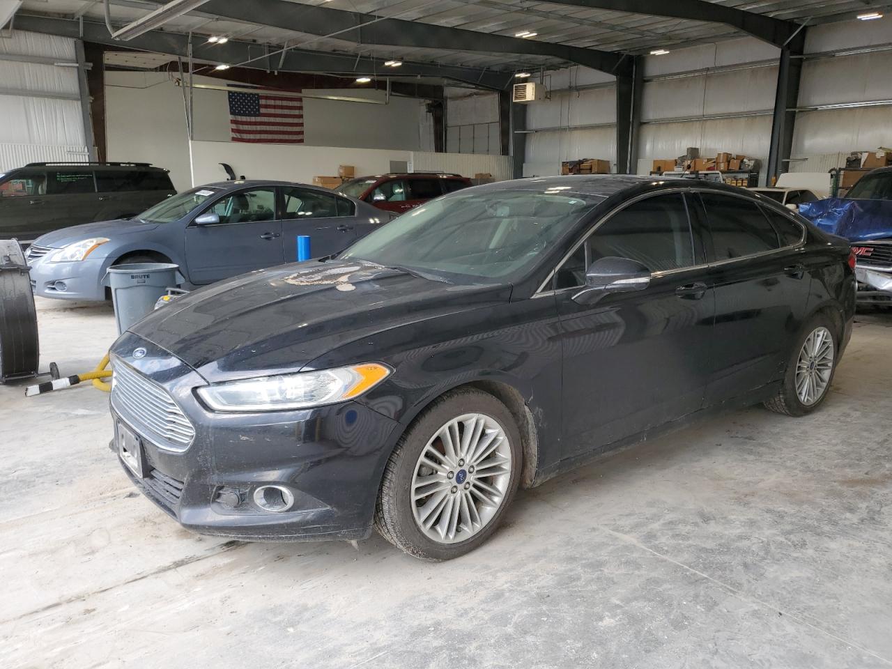 FORD FUSION SE