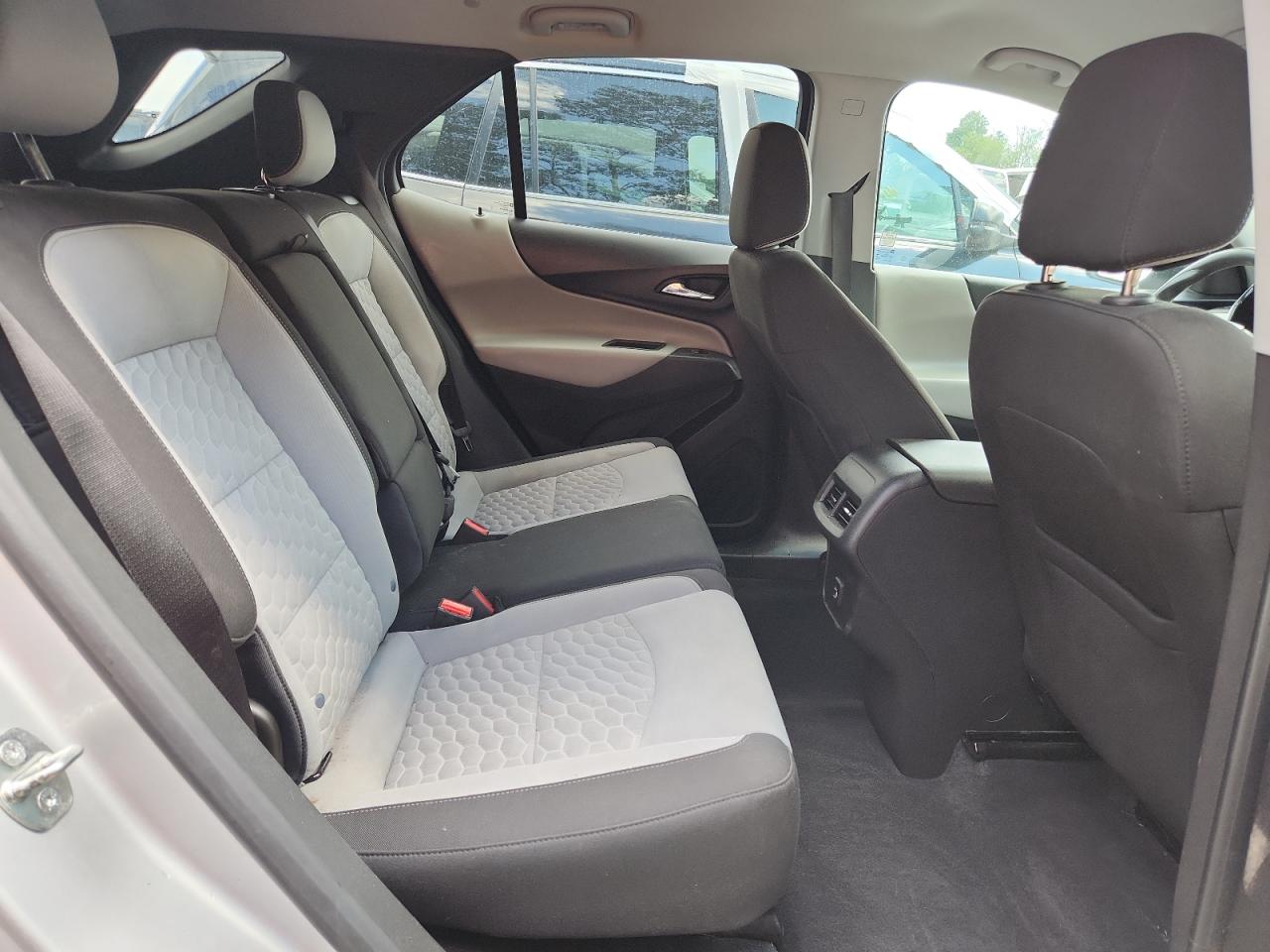 CHEVROLET EQUINOX LS