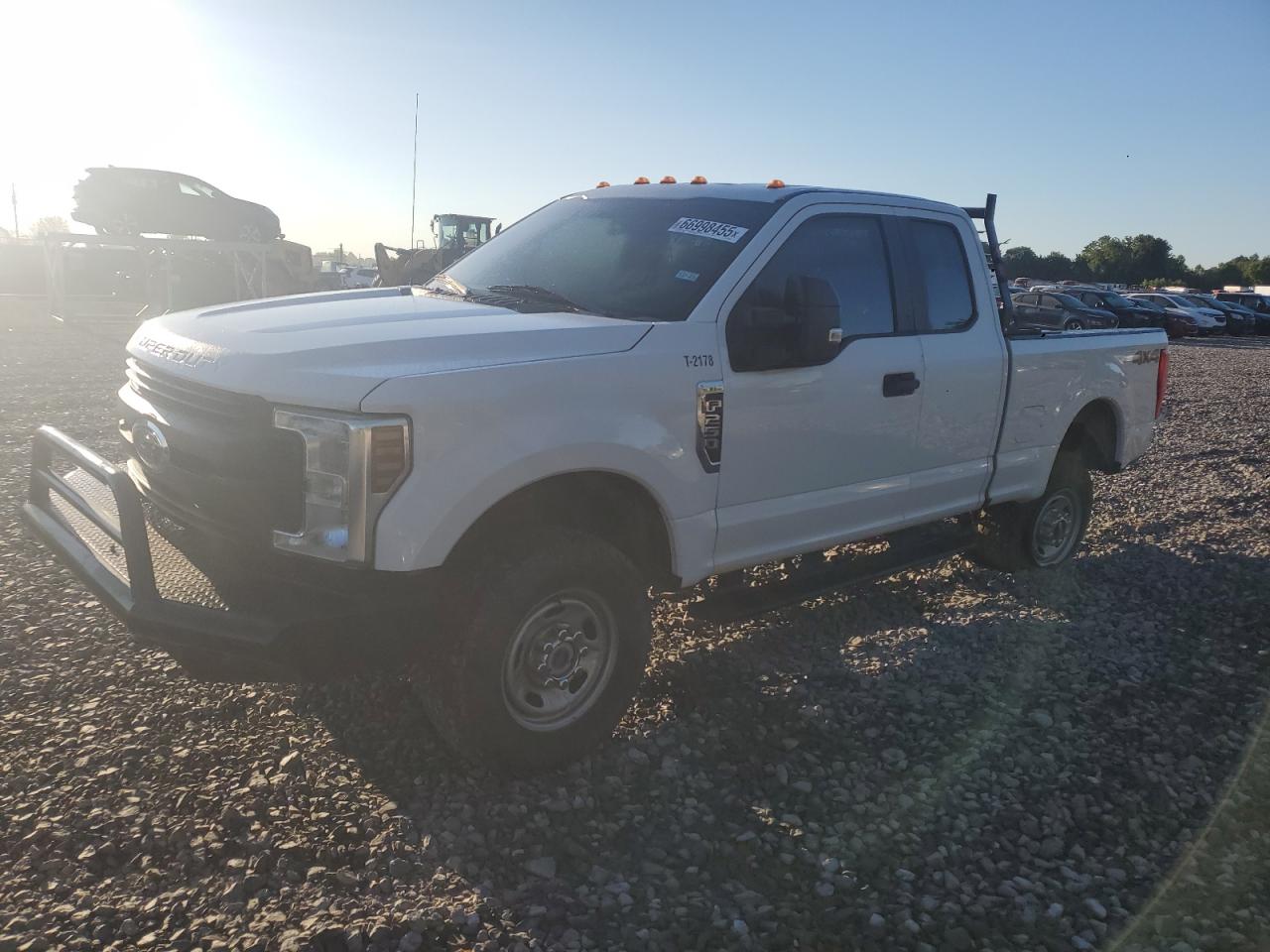 FORD F-250 SUPER DUTY