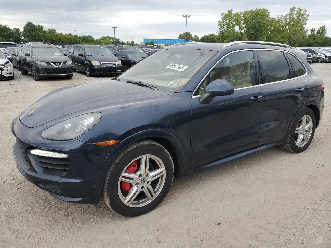 PORSCHE CAYENNE GTS