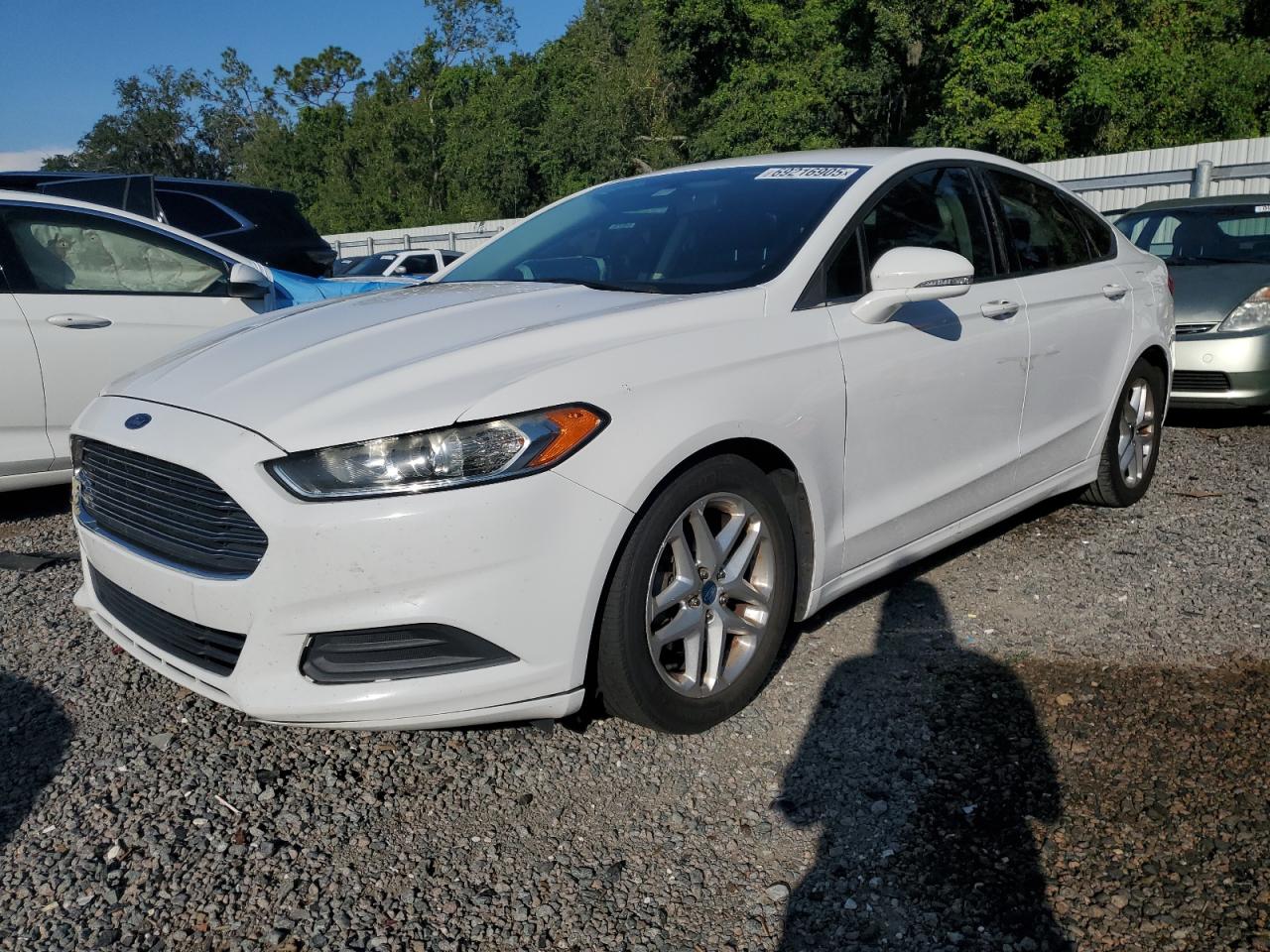 FORD FUSION SE
