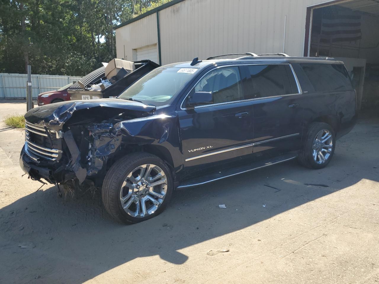 GMC YUKON K1500 SLT