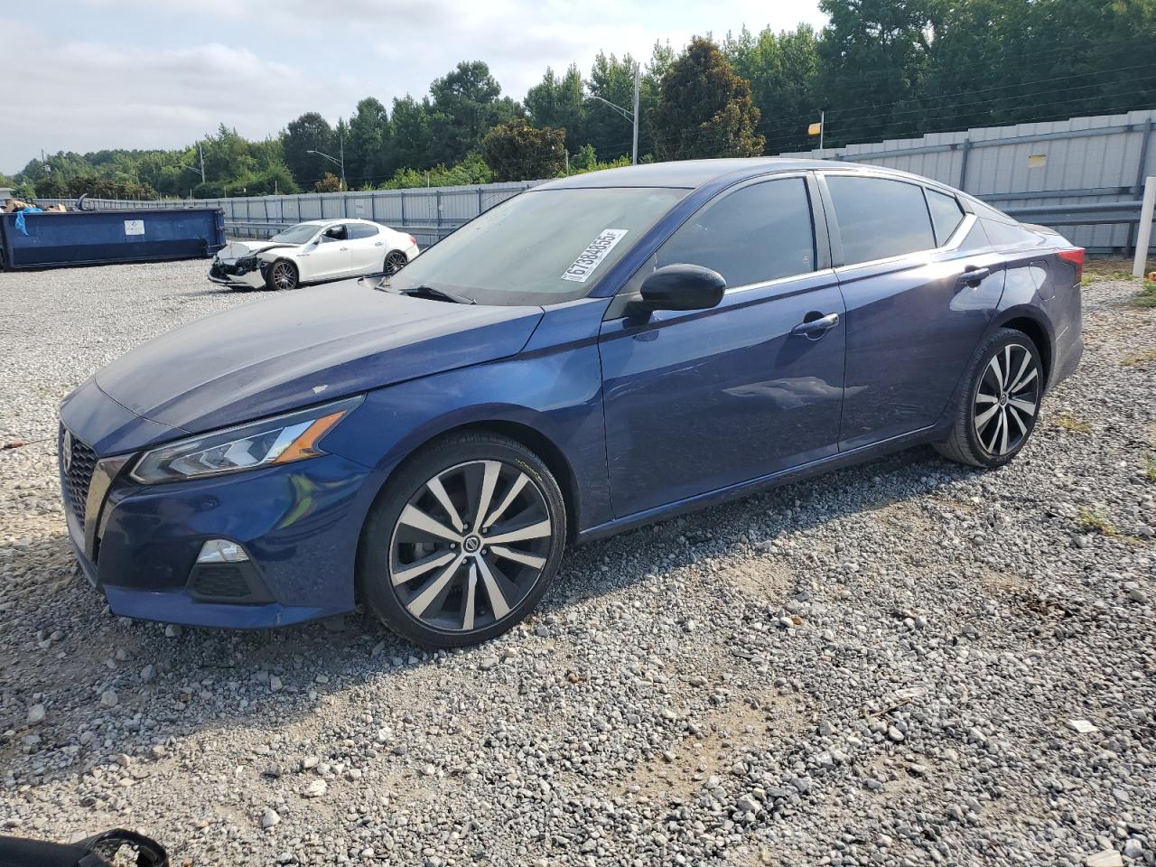 NISSAN ALTIMA SR