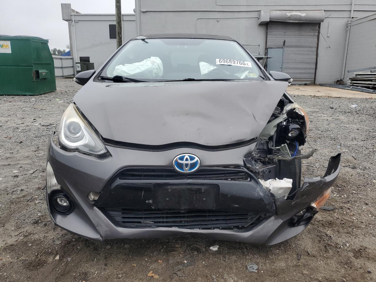 TOYOTA PRIUS C