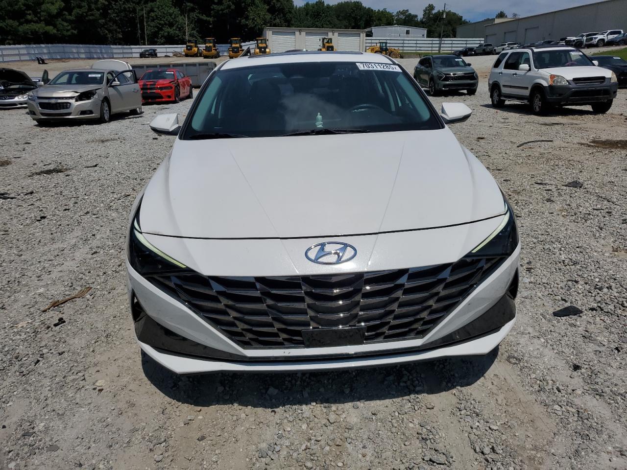 HYUNDAI ELANTRA LIMITED