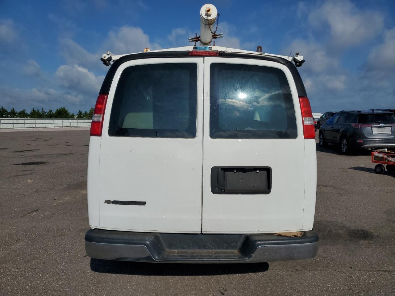 CHEVROLET EXPRESS G2500