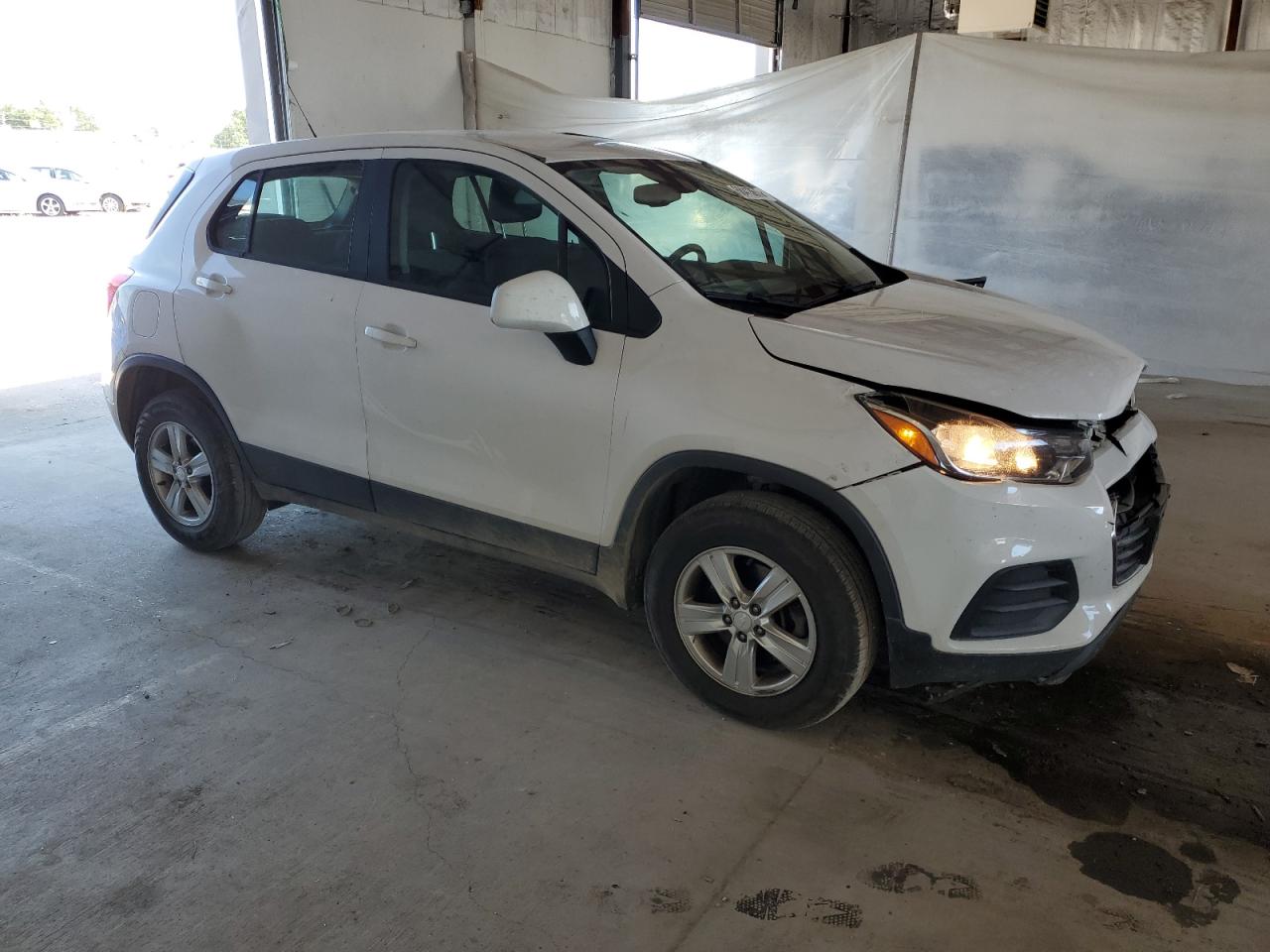 Lot #3311529255 2018 CHEVROLET TRAX LS