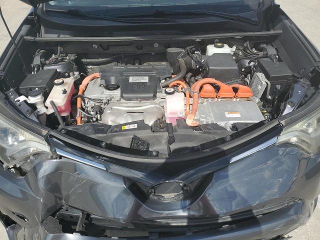 2018 TOYOTA RAV4 HV LE JTMRJREV6JD221027