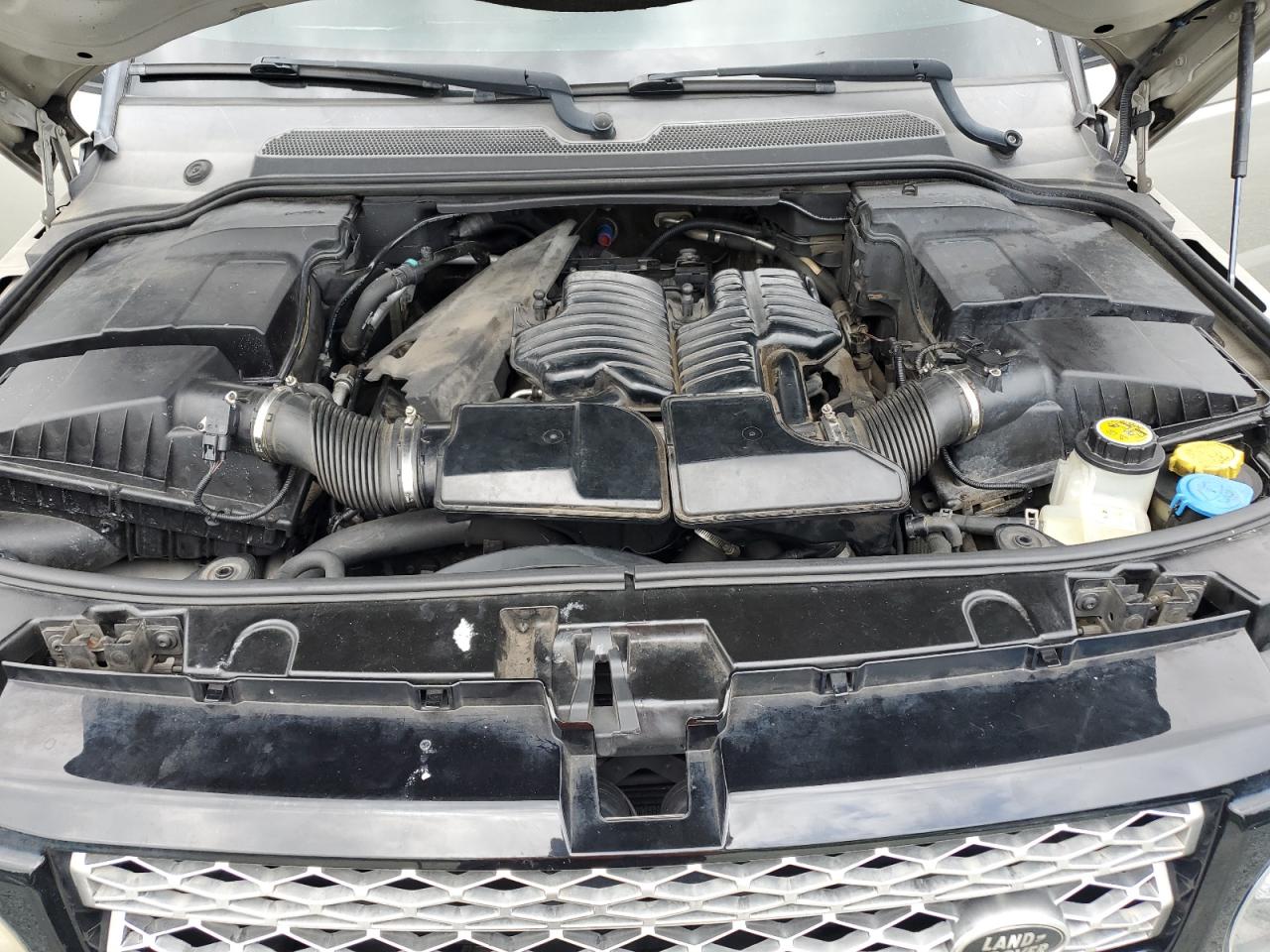 LAND ROVER RANGE ROVER HSE LUXURY