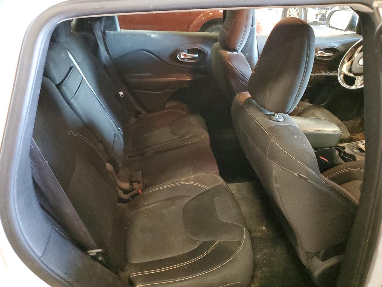 JEEP GRAND CHEROKEE LATITUDE