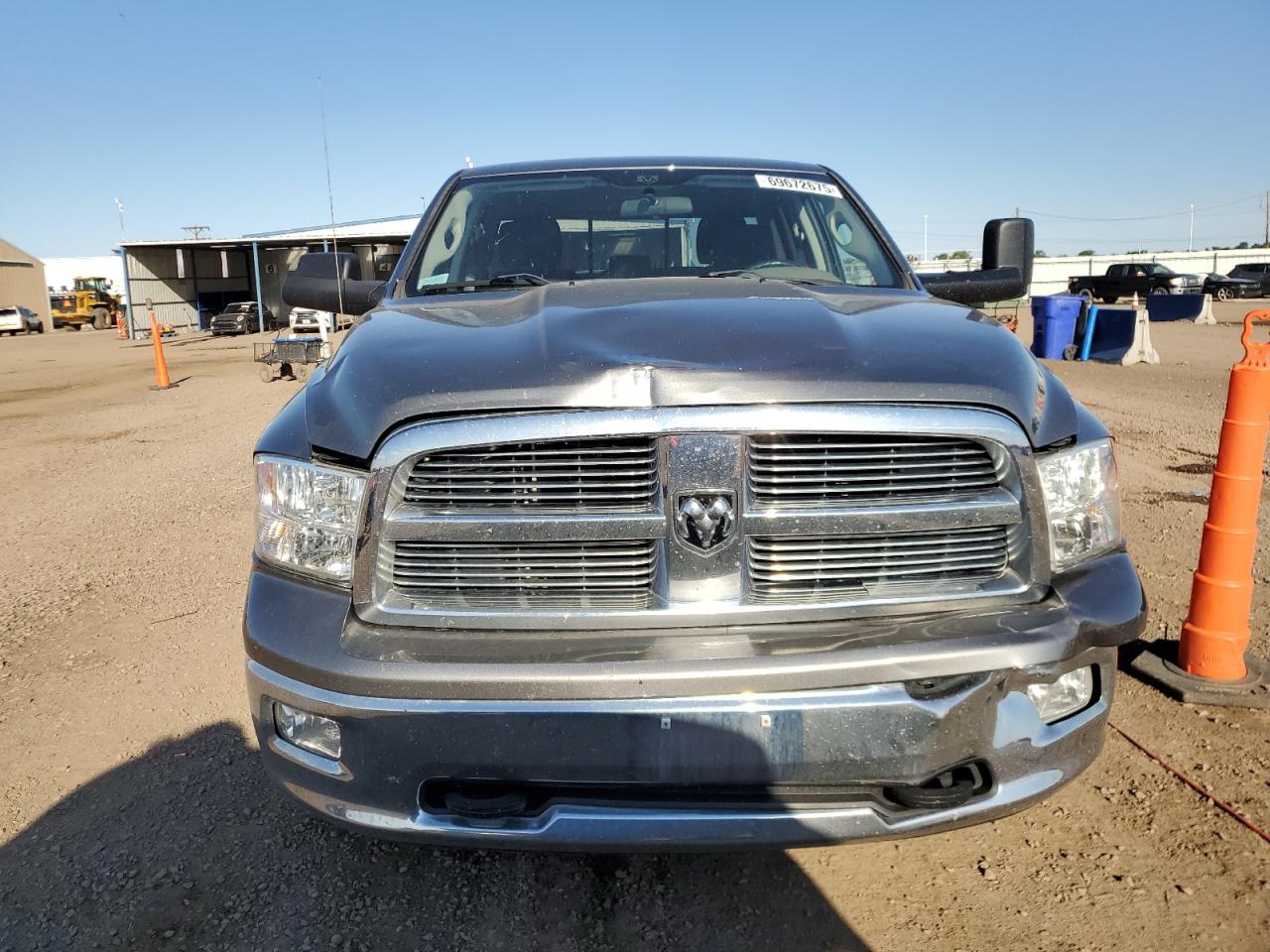 DODGE RAM 1500 SLT