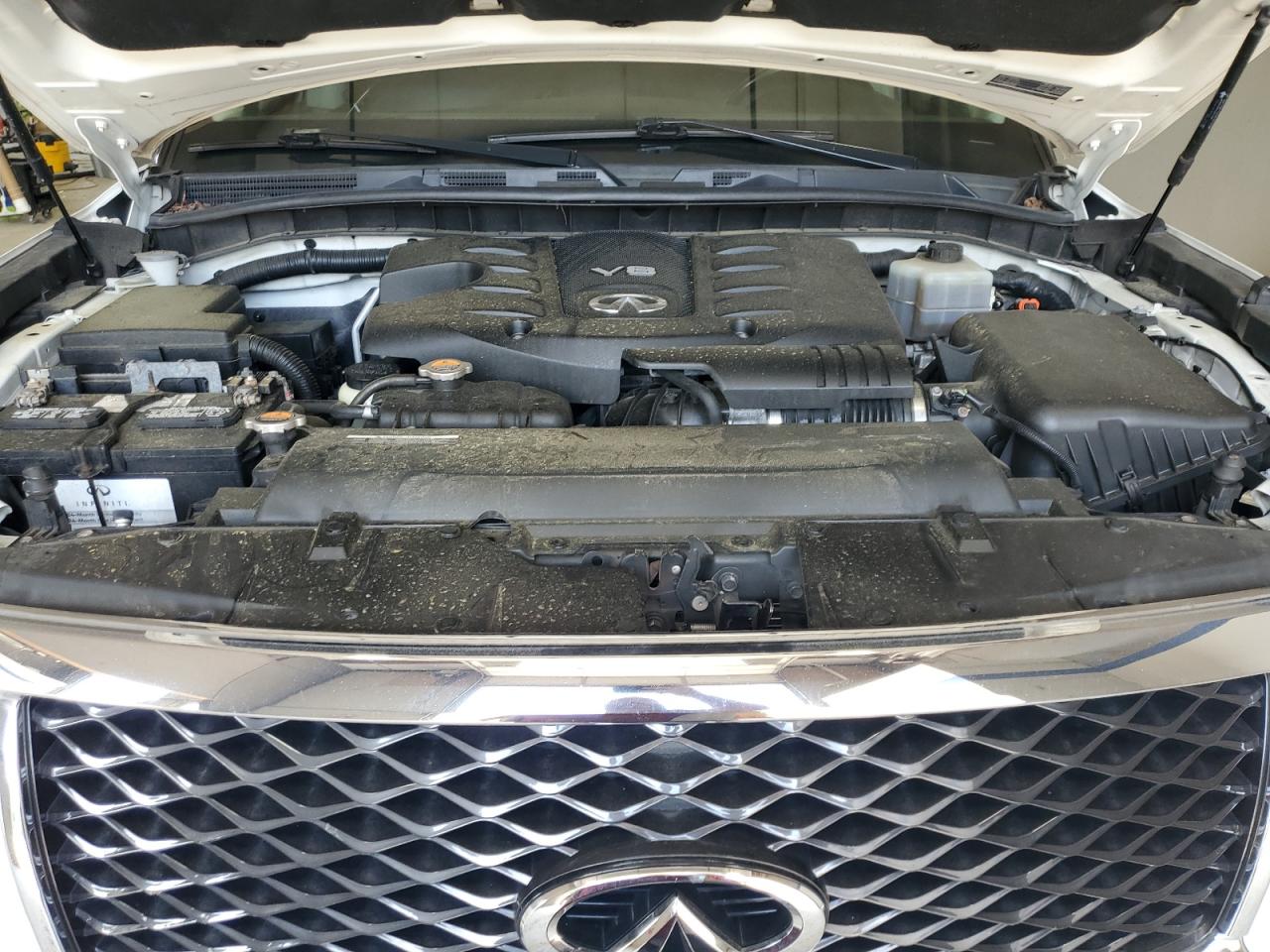 INFINITI QX80 BASE