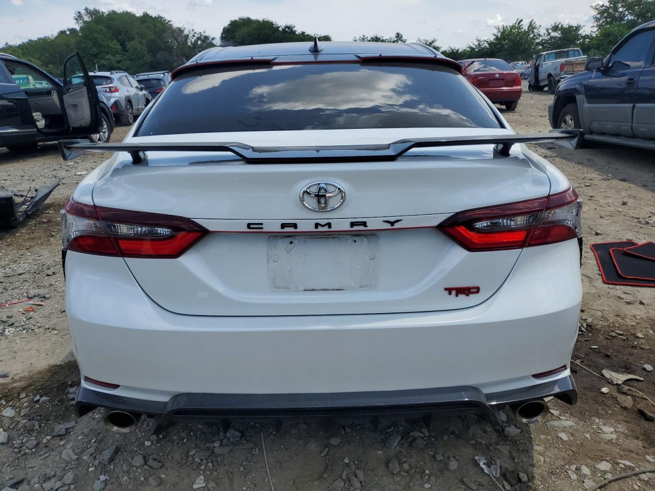 TOYOTA CAMRY TRD