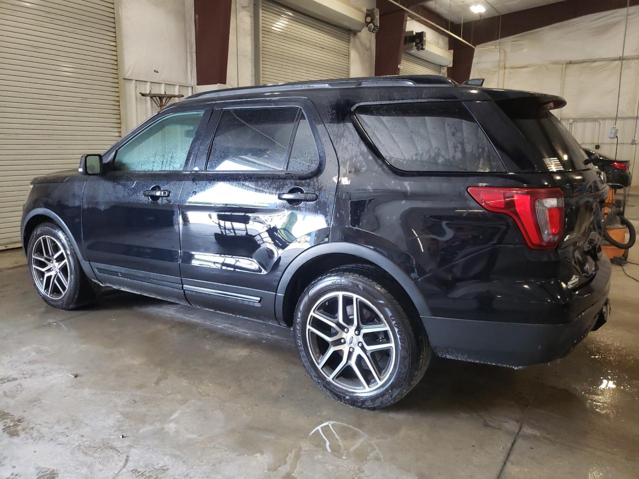 FORD EXPLORER SPORT