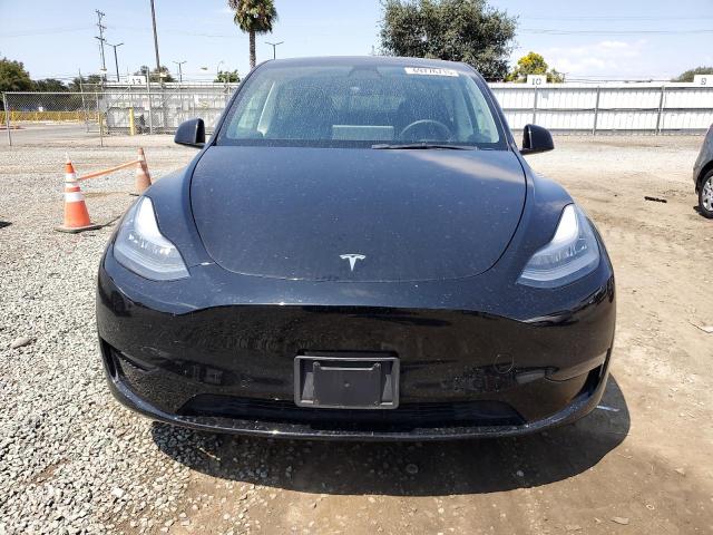 2021 TESLA MODEL Y 5YJYGDEE4MF161176