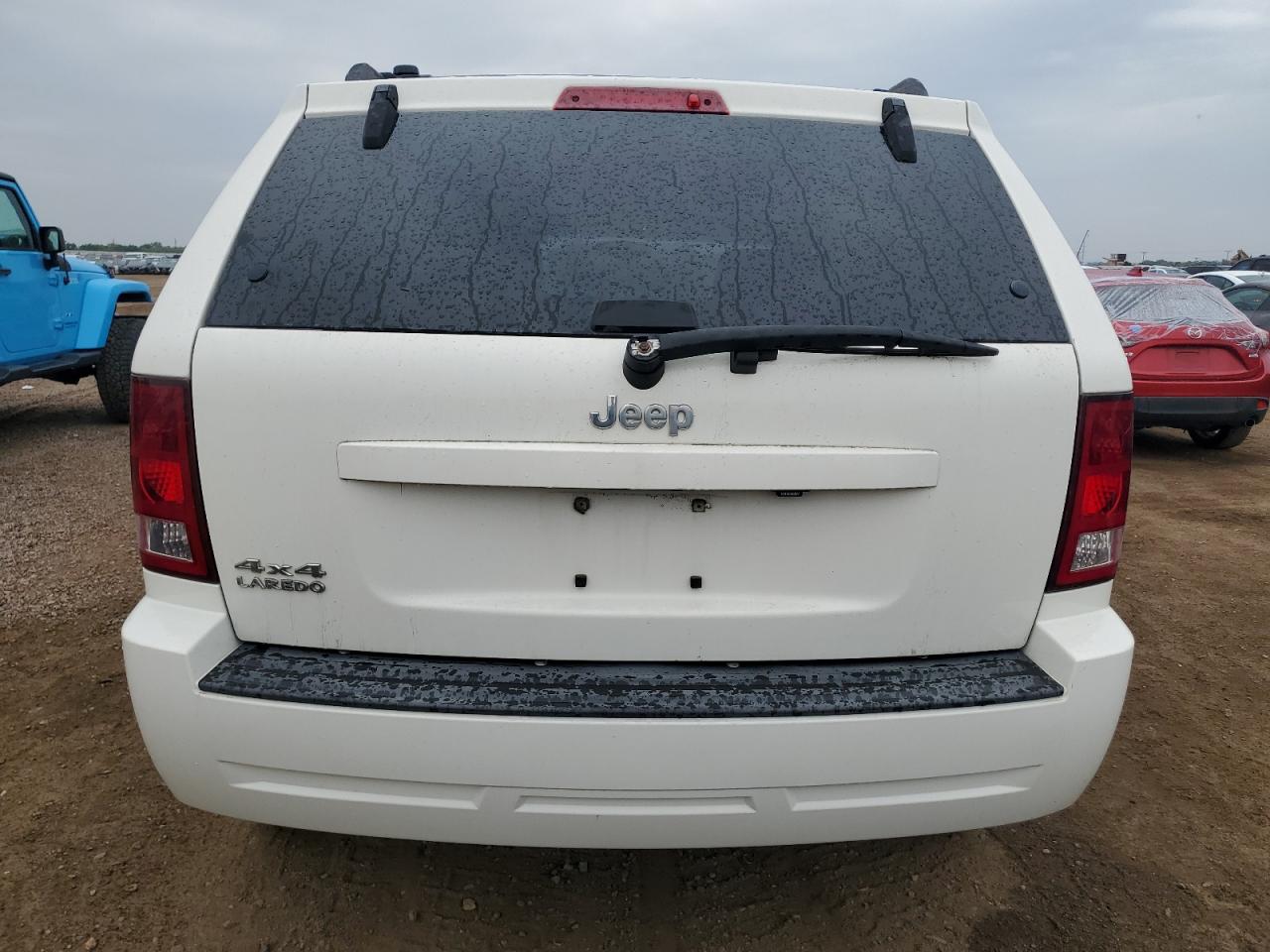 JEEP GRAND CHEROKEE LAREDO