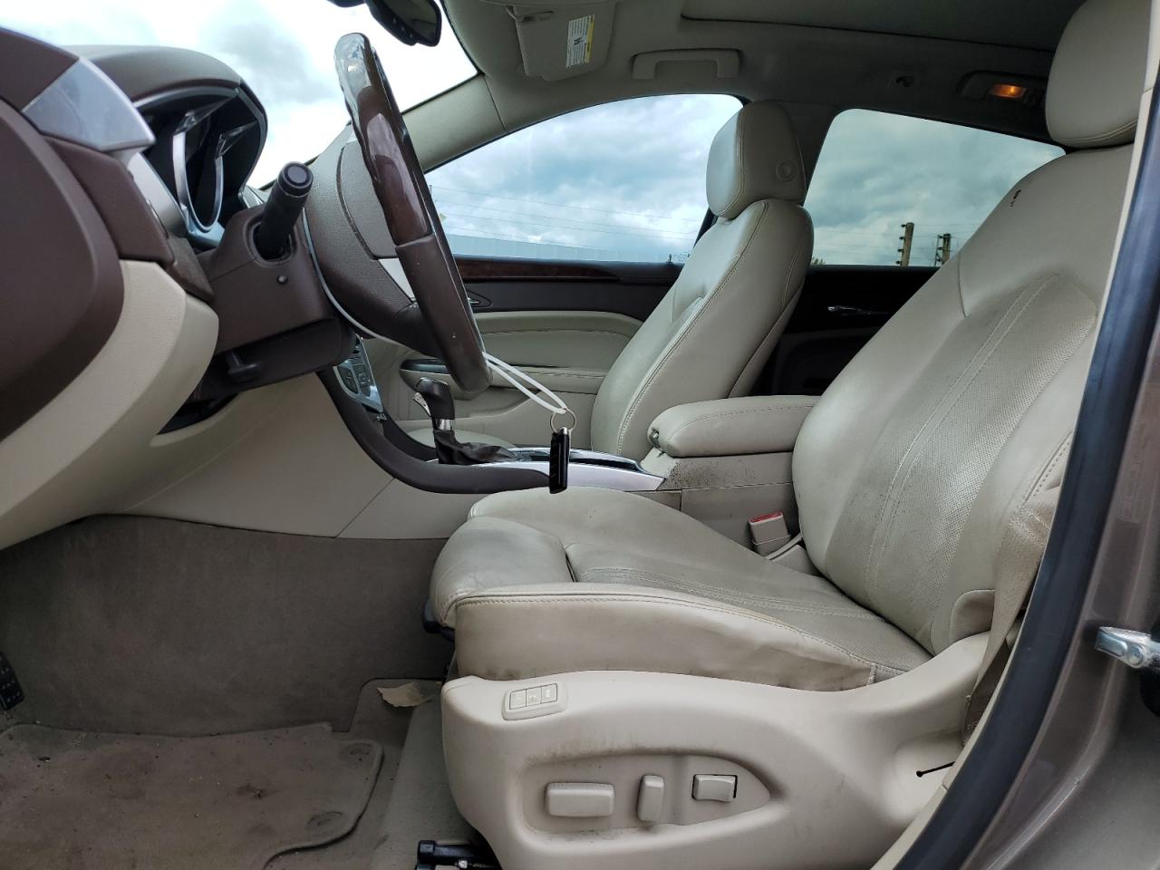 CADILLAC SRX PREMIUM COLLECTION