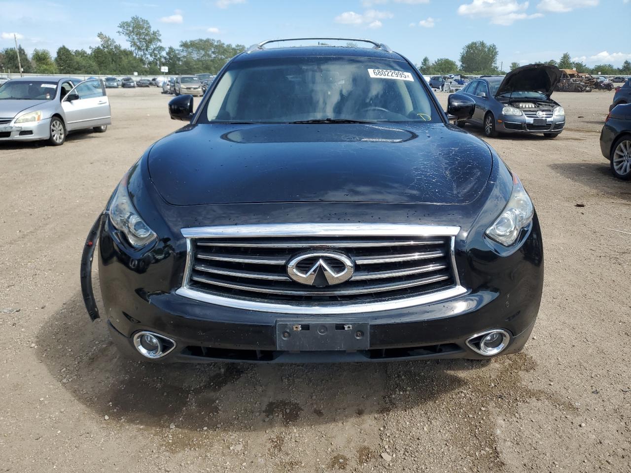 INFINITI QX70