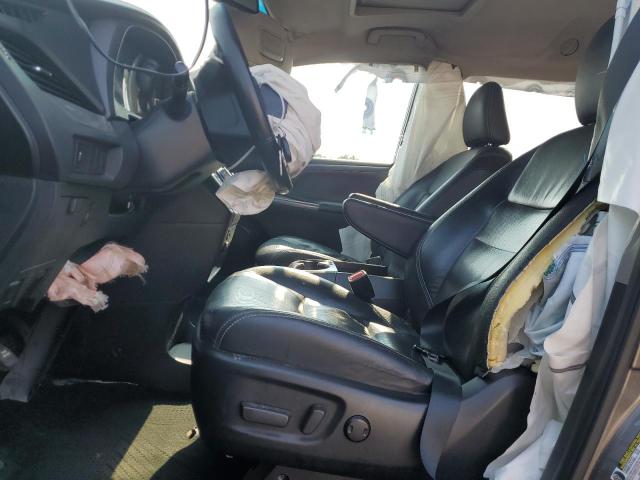 2017 TOYOTA SIENNA SE 5TDXZ3DC3HS840454