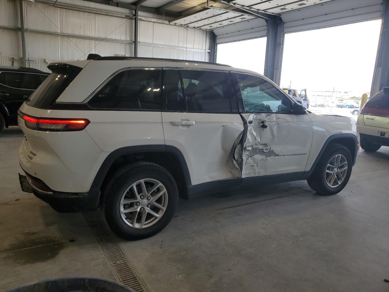 JEEP GRAND CHEROKEE LAREDO