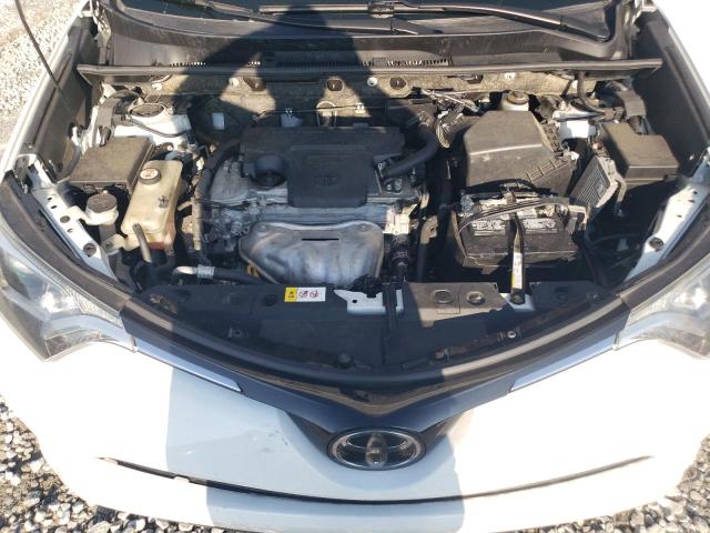 2018 TOYOTA RAV4 LE - JTMZFREV5JJ154004