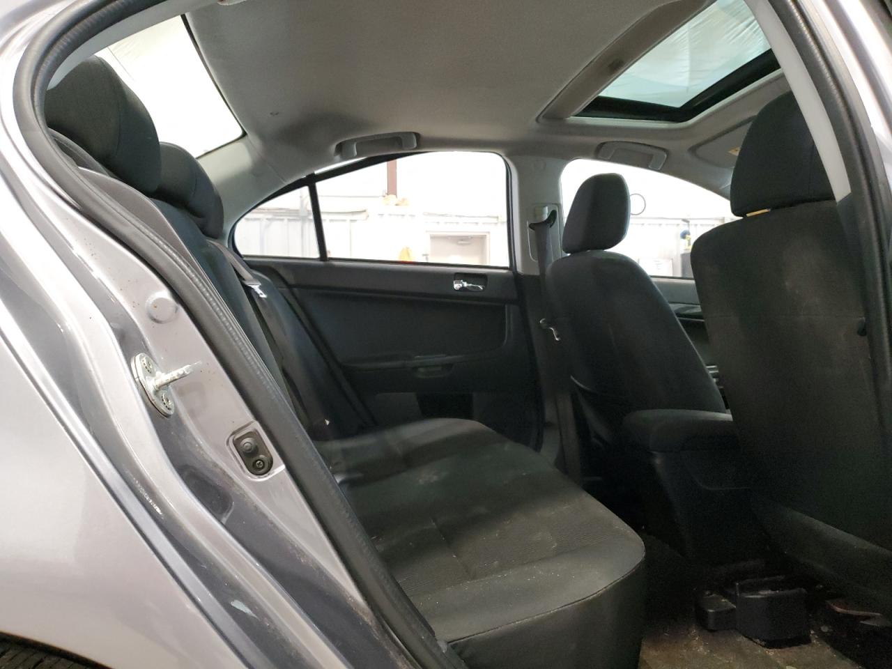 MITSUBISHI LANCER ES