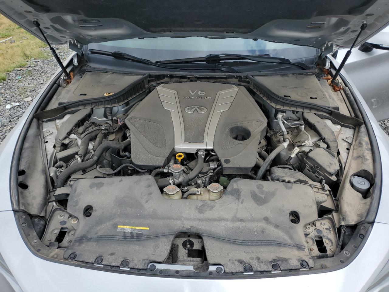 INFINITI Q60 PREMIUM