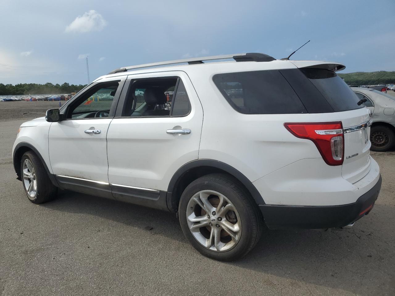 FORD EXPLORER LIMITED