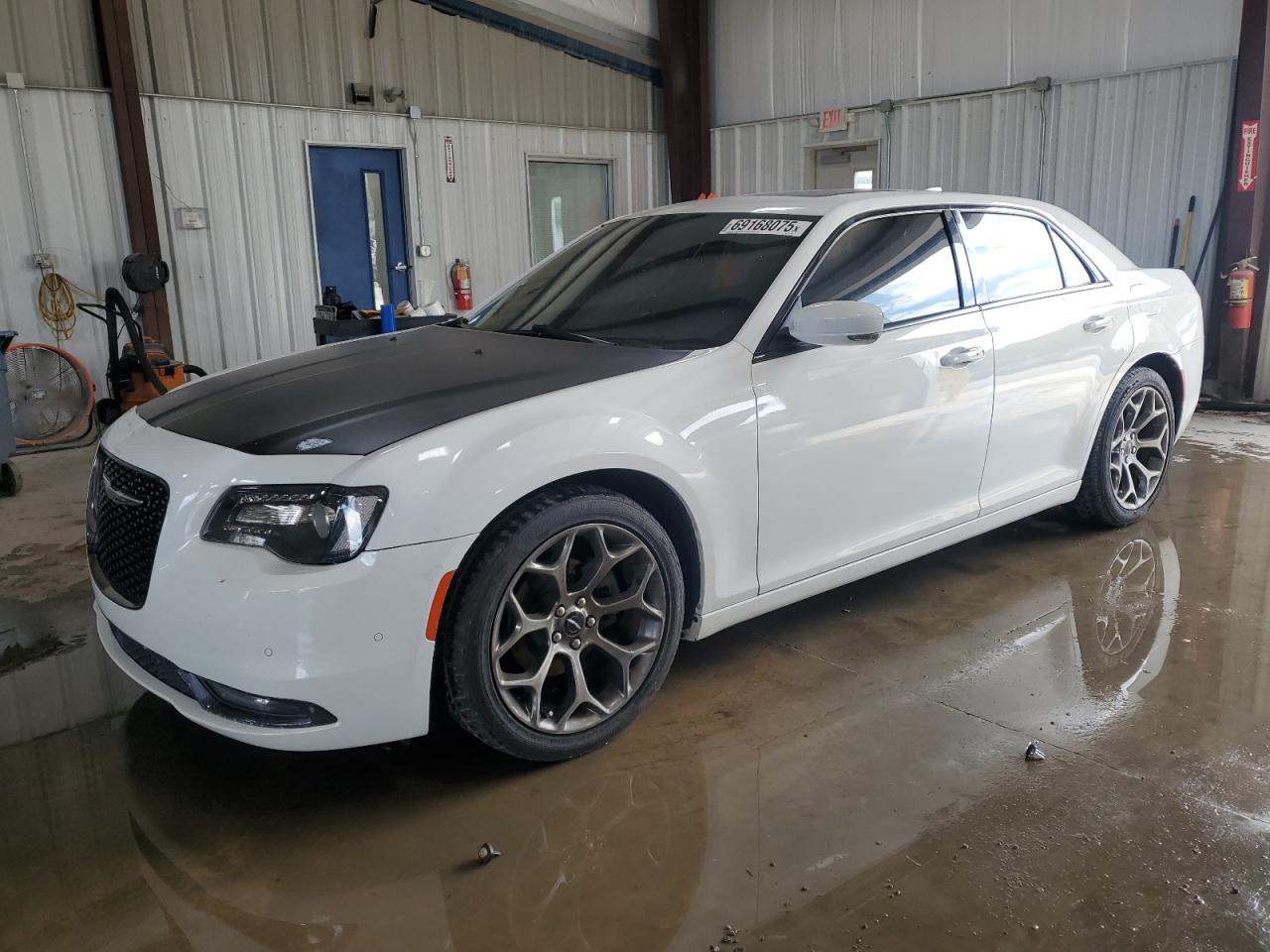 CHRYSLER 300S S