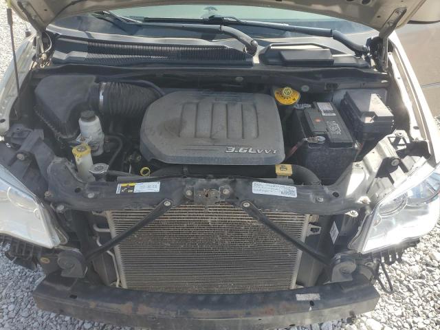 2016 CHRYSLER TOWN & COU 2C4RC1BG1GR231245
