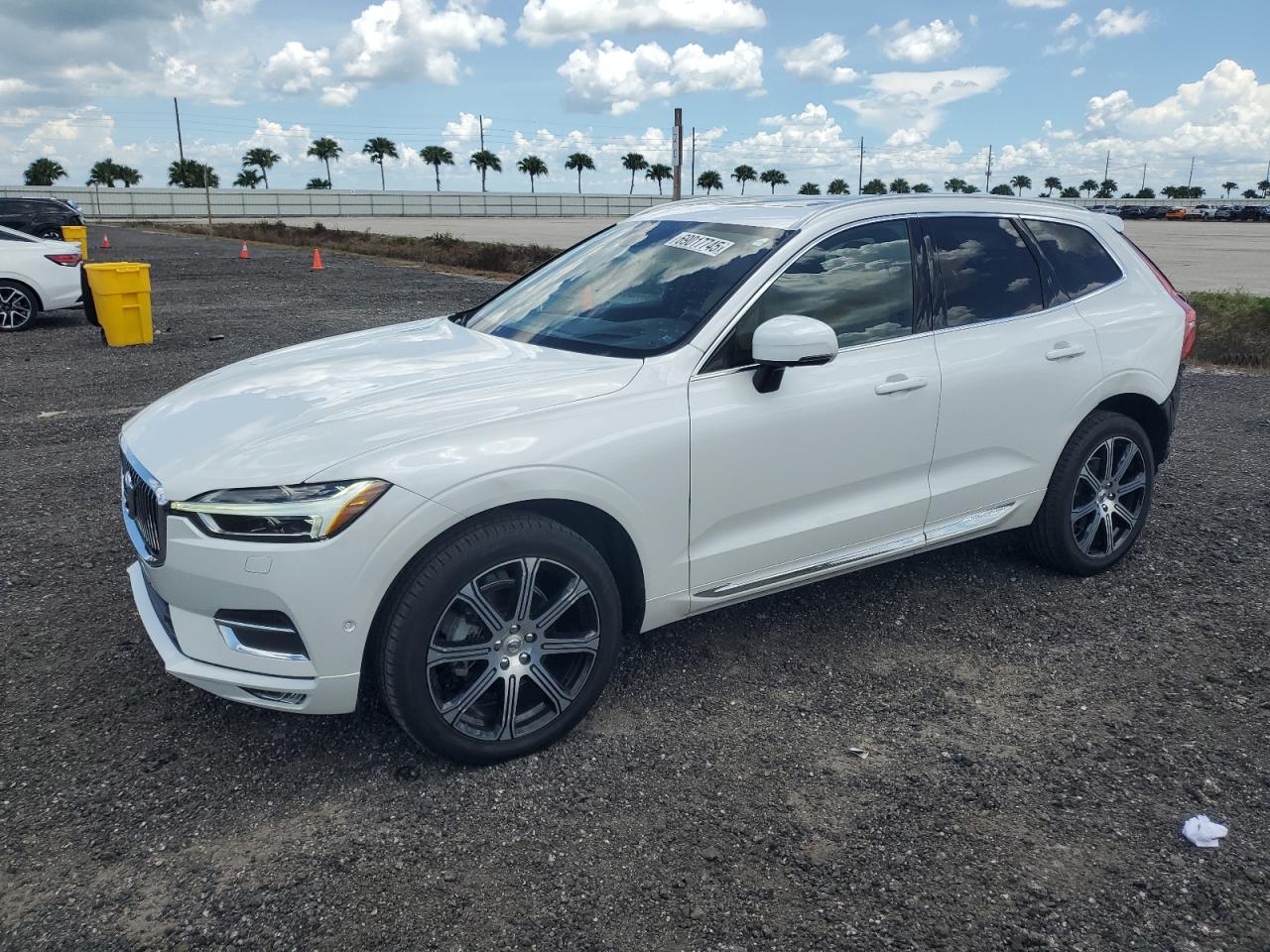 VOLVO XC60 T5 INSCRIPTION
