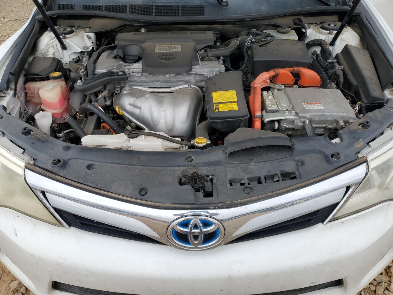TOYOTA CAMRY HYBRID