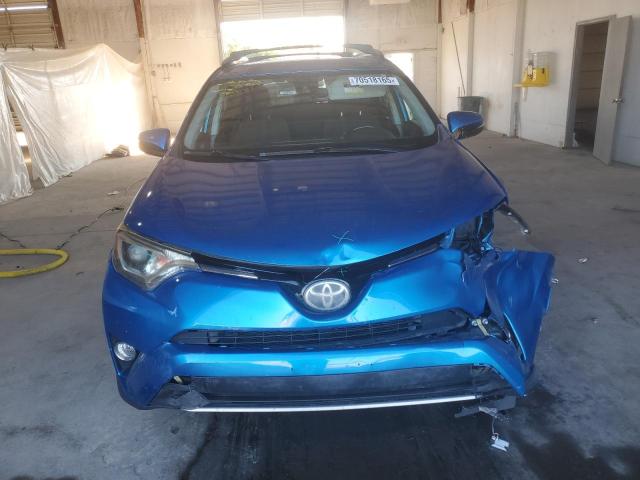 2017 TOYOTA RAV4 XLE JTMWFREV5HJ710647