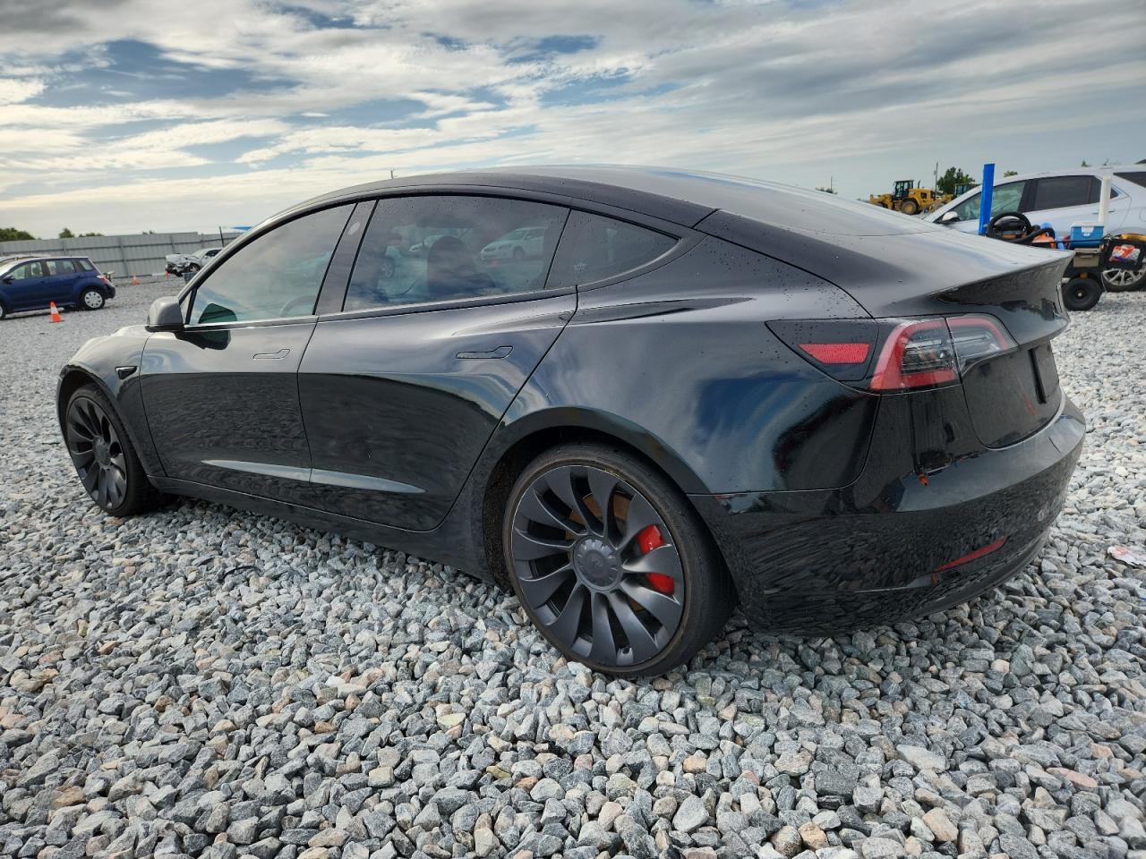 TESLA MODEL 3