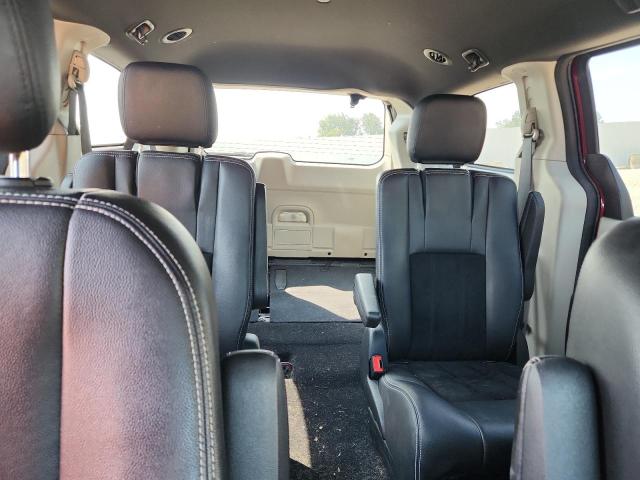 2018 DODGE GRAND CARA 2C4RDGCG0JR136097