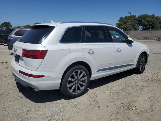 2017 AUDI Q7 PREMIUM WA1LAAF76HD021020