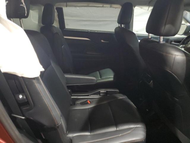 2019 TOYOTA HIGHLANDER 5TDJZRFH2KS702641