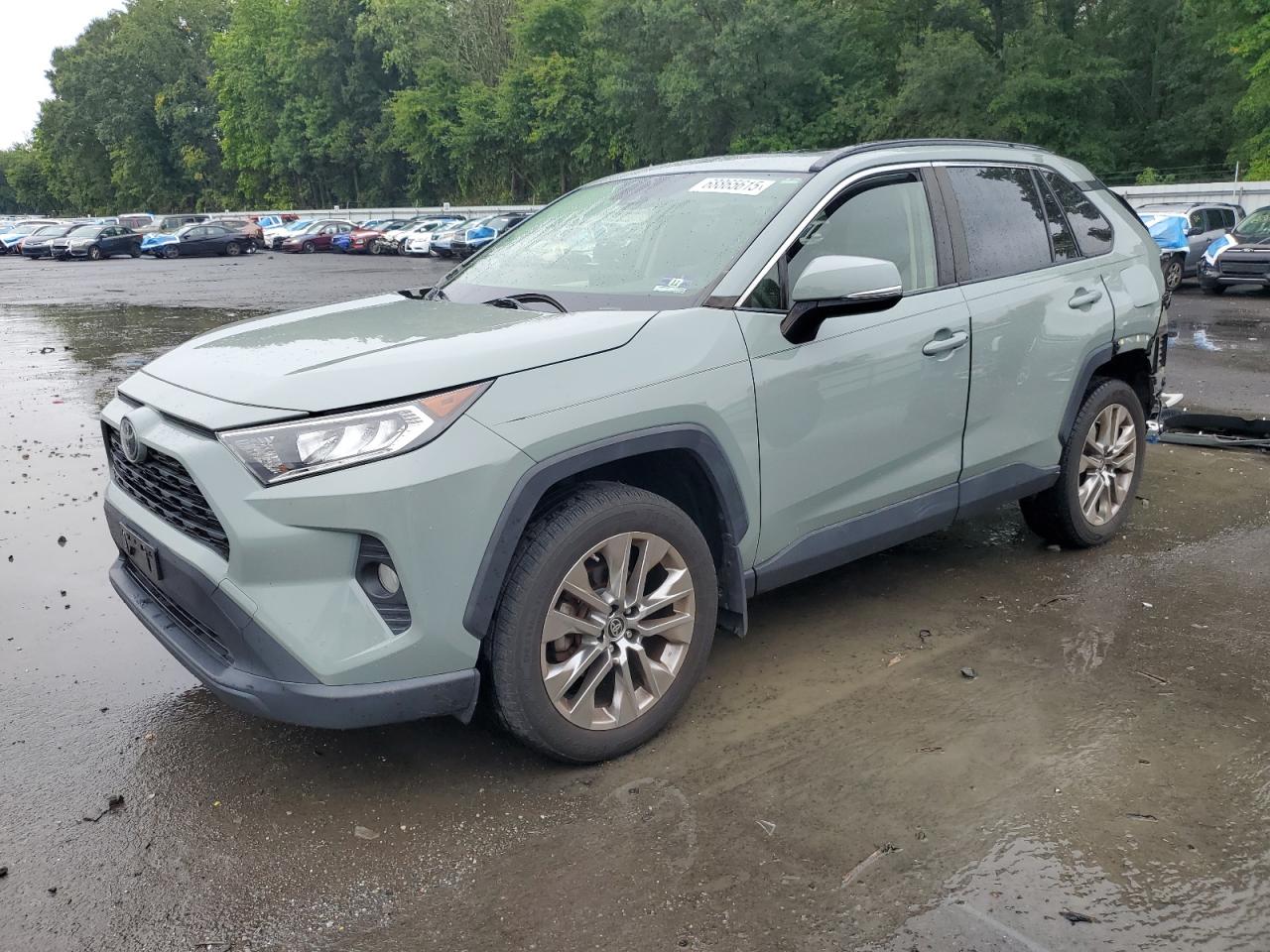 TOYOTA RAV4 XLE PREMIUM