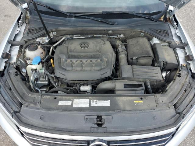 2018 VOLKSWAGEN PASSAT SE - 1VWBA7A30JC016655