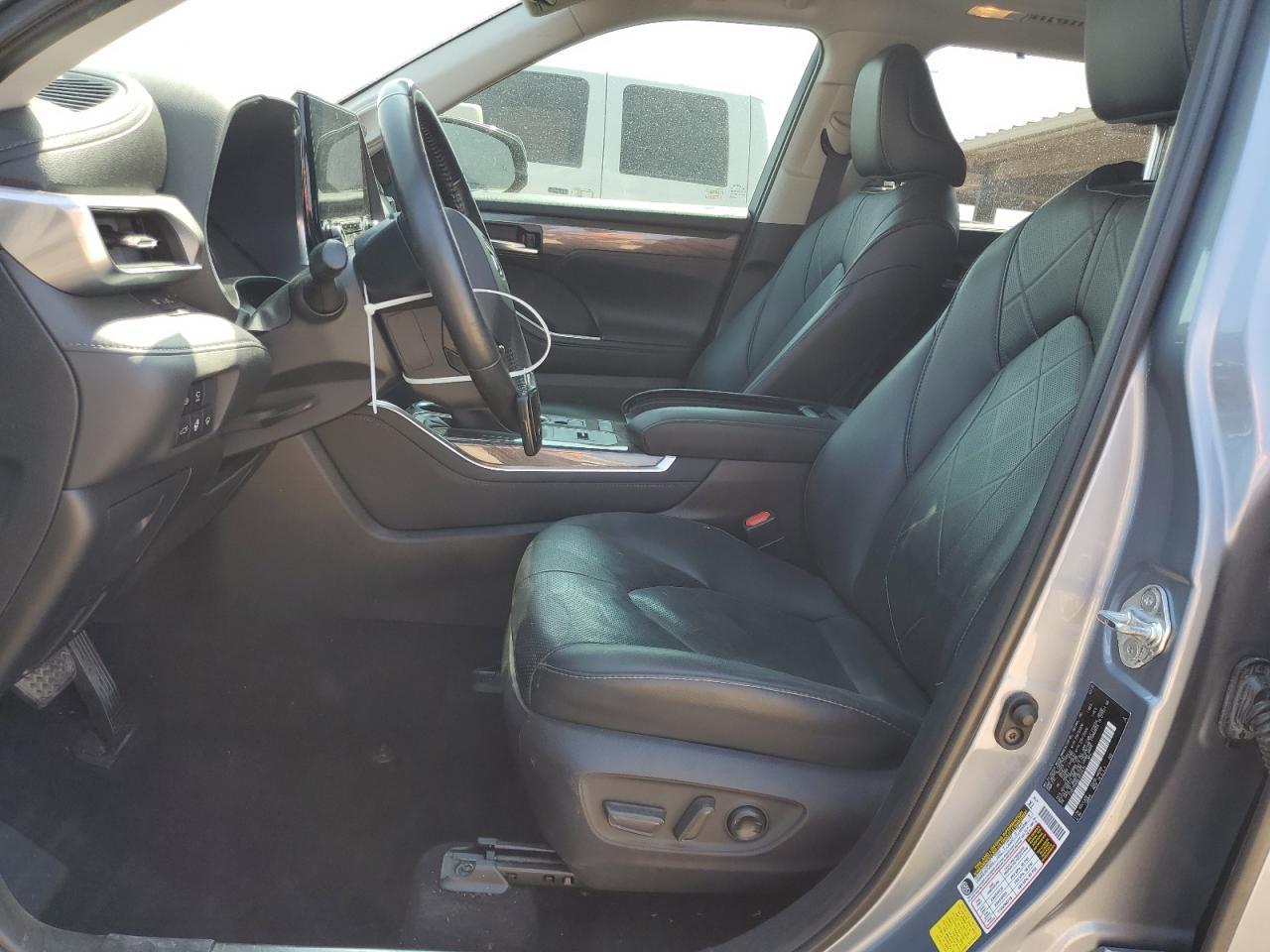 TOYOTA HIGHLANDER PLATINUM