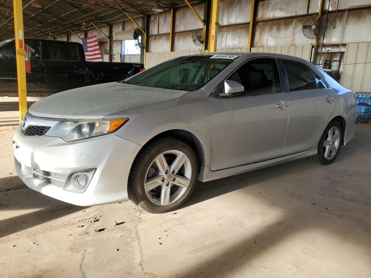 TOYOTA CAMRY BASE