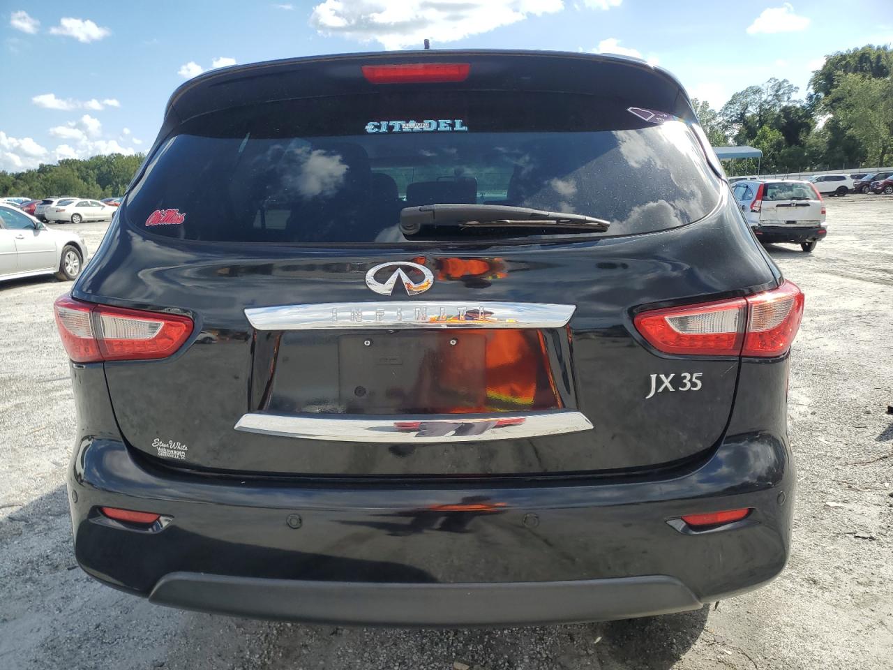 INFINITI JX35