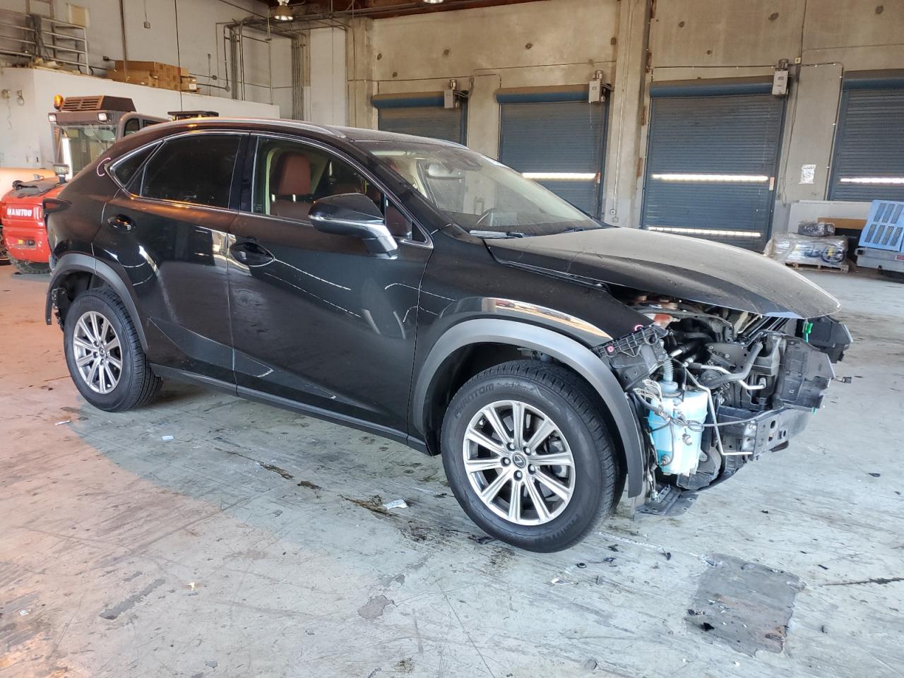 LEXUS NX 300 BASE