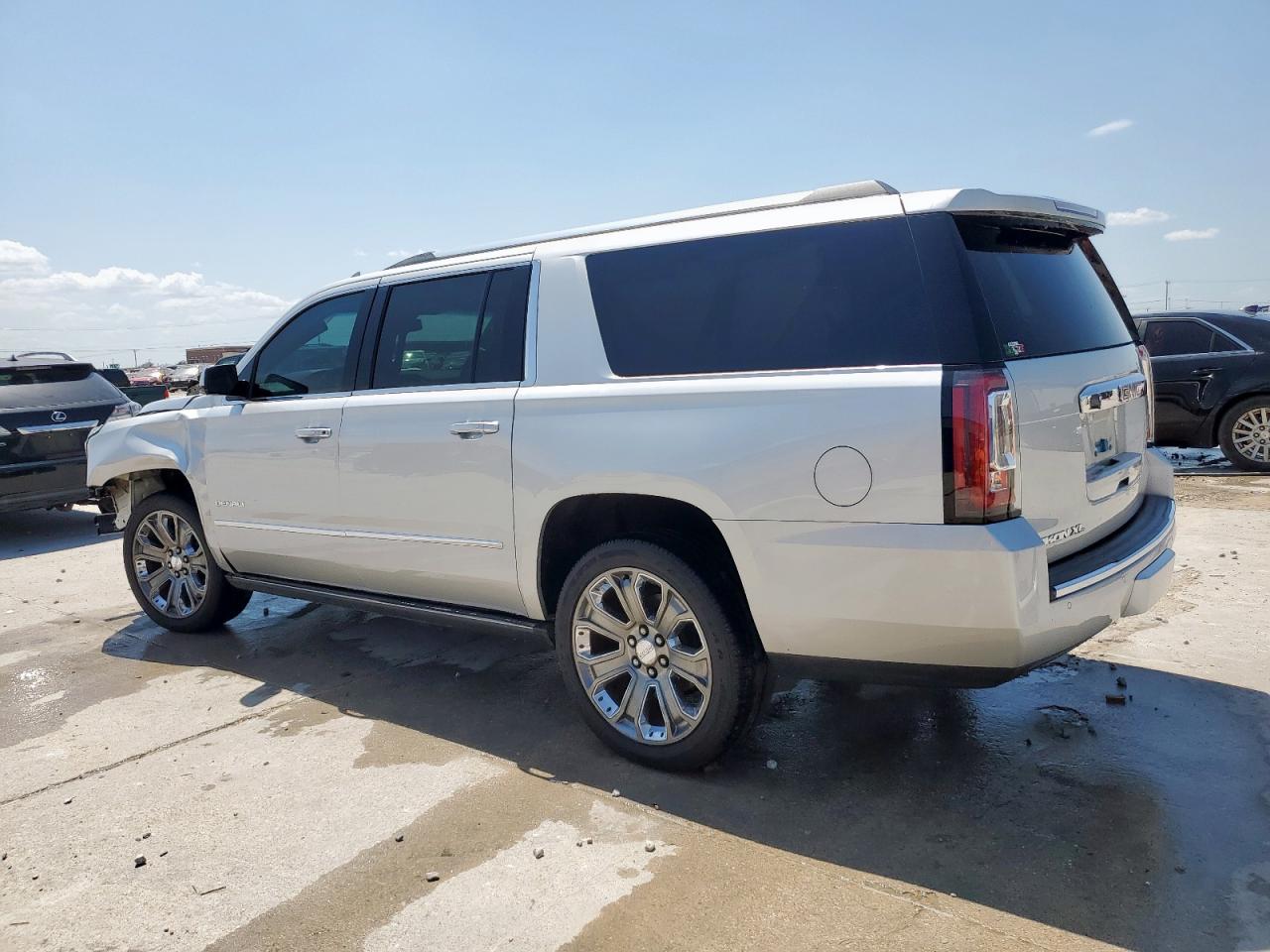 GMC YUKON DENALI