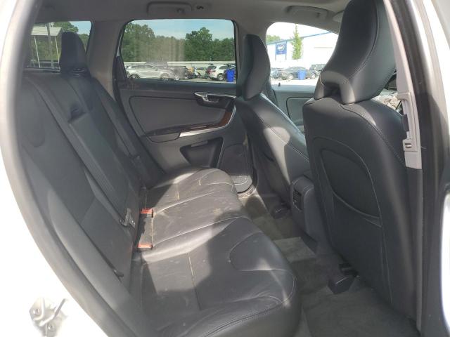 2017 VOLVO XC60 T5 IN YV440MDU0H2015911