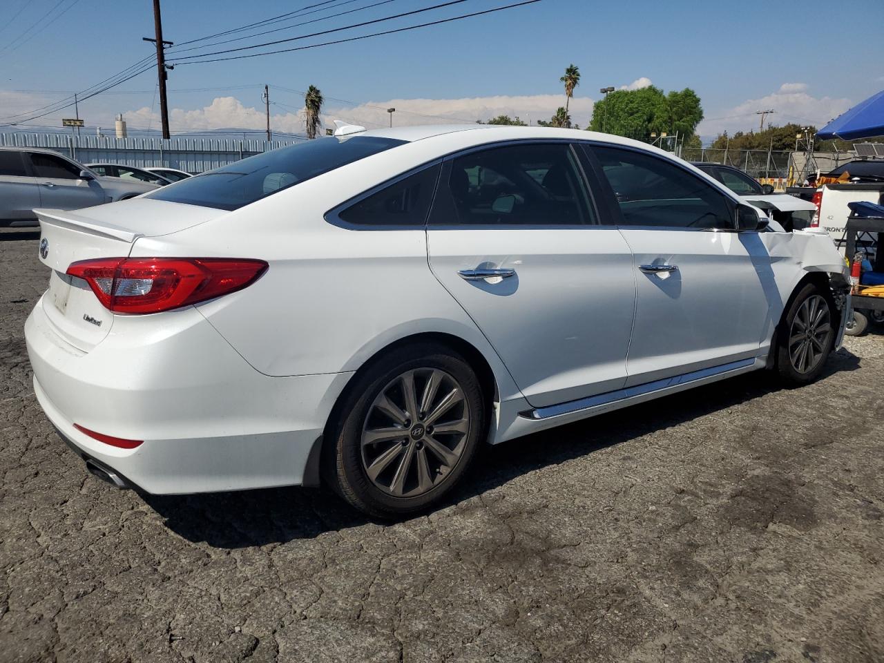 HYUNDAI SONATA SPORT