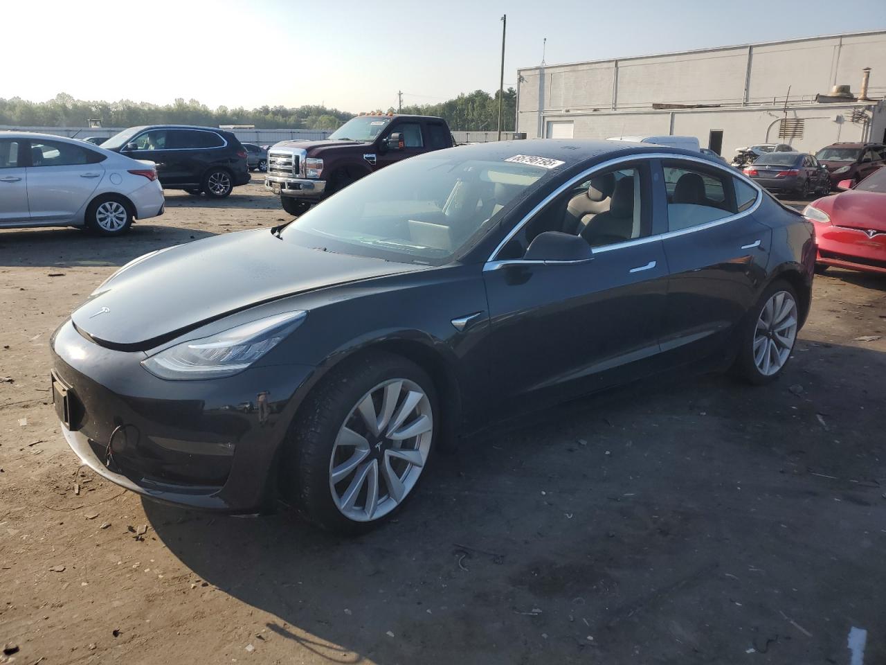 TESLA MODEL 3